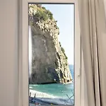 Alfonso A Mare Praiano