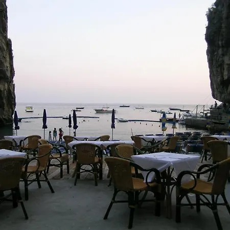 Hotel Alfonso A Mare