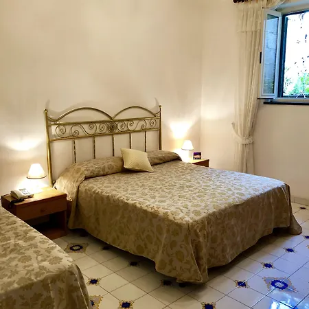 Alfonso A Mare 3* Praiano