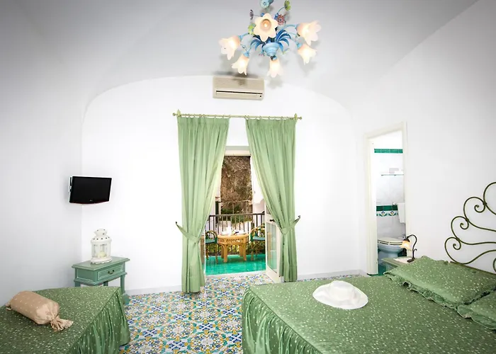 Szálloda Alfonso A Mare 3*