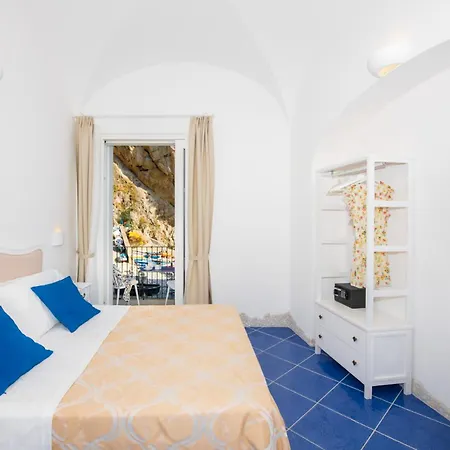 Alfonso A Mare Hotell 3*
