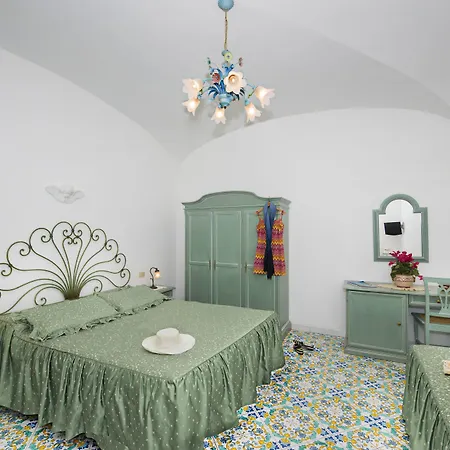 阿方索亚马雷酒店 酒店 普莱亚诺