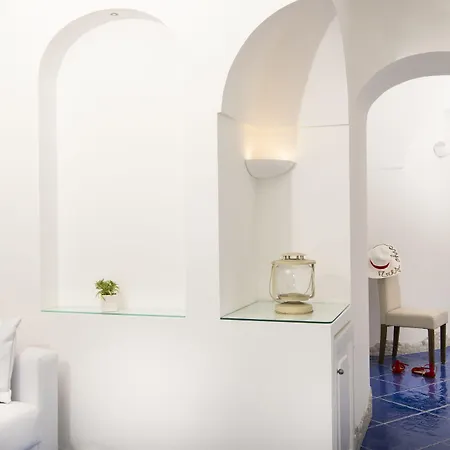 阿方索亚马雷酒店