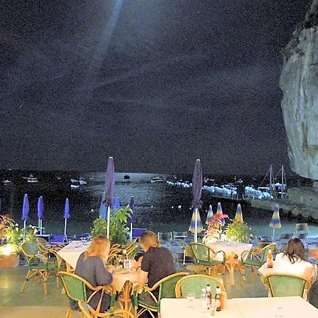 Hotel Alfonso A Mare 3*