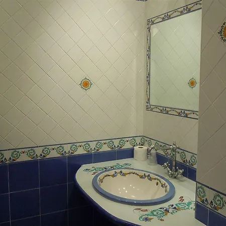 Alfonso A Mare Praiano