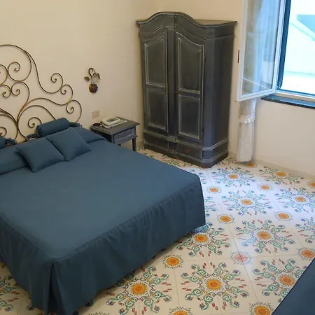 Alfonso A Mare 3* Praiano