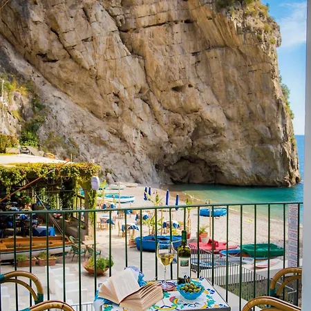 Alfonso A Mare Hotell