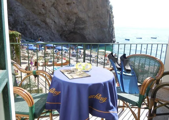 Alfonso A Mare Praiano