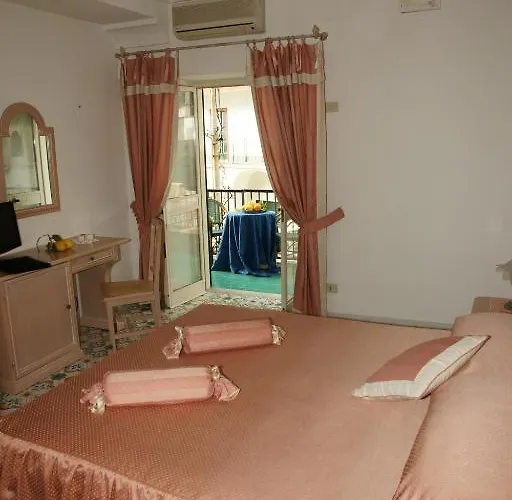 Hotel Alfonso A Mare