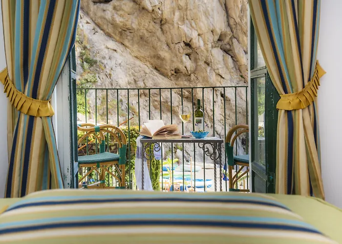 Alfonso A Mare Praiano